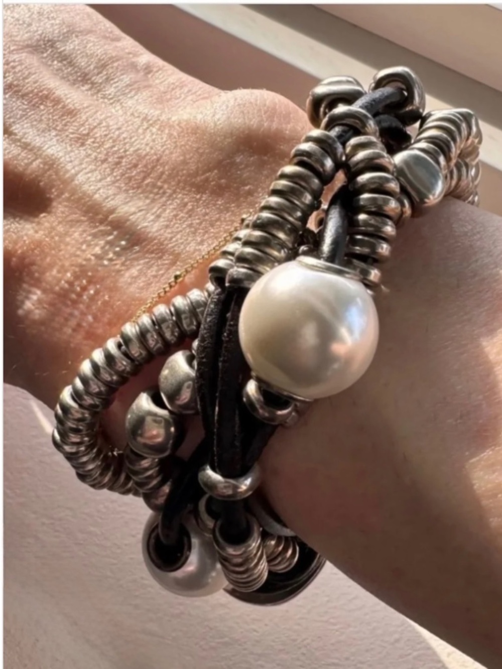Uno de 50 Pearl Leather Bracelet | Iconic Statement Piece | Excellent Condition